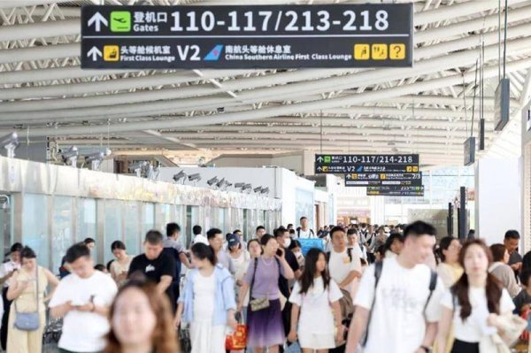 富牛网 三亚凤凰国际机场以“五心”服务构筑热带滨海空港的温情名片