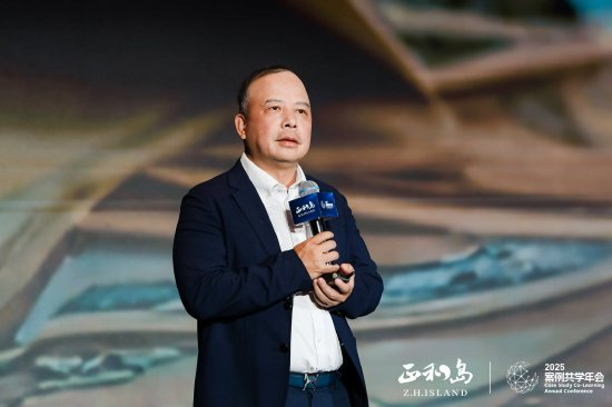 盛鹏优配 弘信电子董事长李强：华人是AI世界变革的先行者